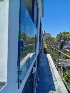 Side Mount Glass